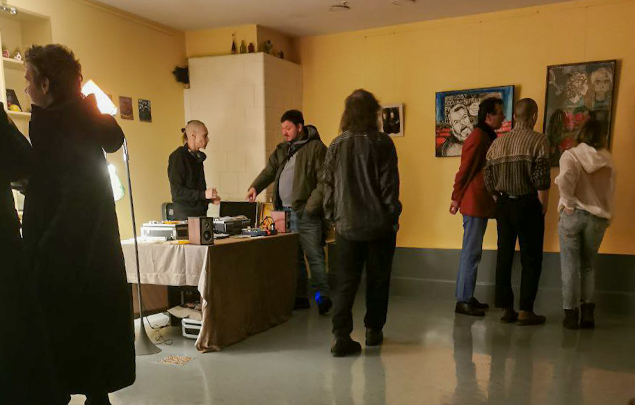 Gallery Vilnius manifestation 001